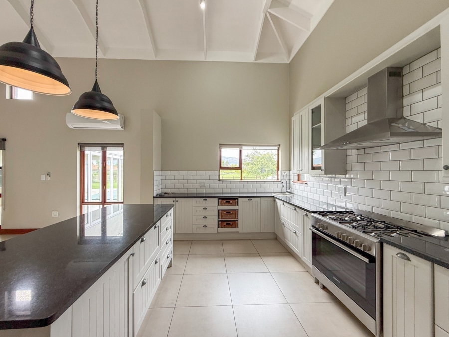 4 Bedroom Property for Sale in The Islands Estates North West